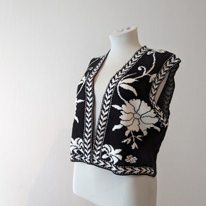 Blumenweste Accessoire Sommer Blumen Weste Boho XS-XL Damenmode Weste Baumwolle SCHWARZ Bild 4