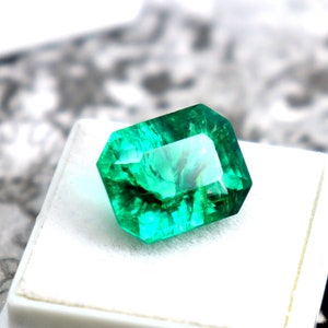 Natural Colombian Emerald 14.75cts – Certified Loose Emerald Cut Gemstone, Authentic Elite Finish, Rare Green Gemstone