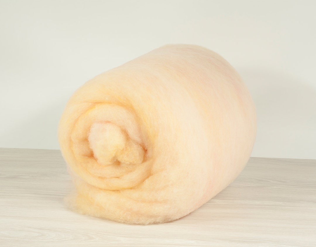 Creamsparkle 18mic, Wool / Viscose Carded Blend, 1.77oz 50gr Felting