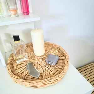 round rattan wooven tray, rattan round serving tray,wicker rattan tray, Serving Tray, Bride Tray, Gift for her, Bridemaids Gift,bourbon tray