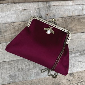 Vintage Handtasche Tasche für Damen. Burgunderrote Handtasche. Bordeaux Umhängetasche. Abendtasche aus Samt. Abendtasche