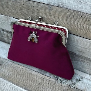 Abendtasche. Samt-Clutch-Geldbörse. Vintage Clutch Handtasche. Abendtasche aus Samt. Abendtasche mit Kettentragegurt. Vintage Handtasche. Burgunderrote Handtasche
