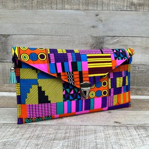Colourful clutch bag. Wristlet clutch. Vintage clutch bag. Quirky evening bag. Colourful evening bag. Geometric clutch bag