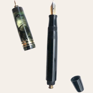 Sheaffer #22 Student Special Fountain Pen (late 1920s) - Black Permanite w  Gold Trim, Lever Filler, Fine 14k #22 Student Special Nib (Excellent,  Restored) - Peyton Street Pens
