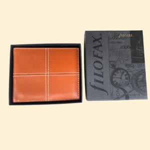 FILOFAX Herren-Geldbörse Classis Stitch aus honigfarbenem Leder, Vintage-Leder-Geldbörse, elegante Herren-Geldbörse, Herren-Lederaccessoires