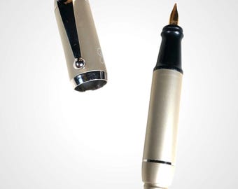 Filcao Micro Fountain Pen Ladybug Warm Silver Satin, Collectible Pen, Purse Pen, Pocket Pen, Vintage Pen