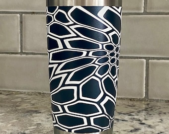 Yeti 20 oz Weiß & Schwarz Kryptek Cup Becher