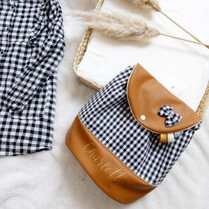 Customizable backpack