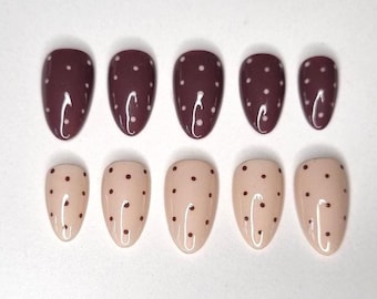 Faux ongles à coller faits main | Ongles réutilisables | Sur mesure | Designs d'ongles personnalisés | Points de couleur