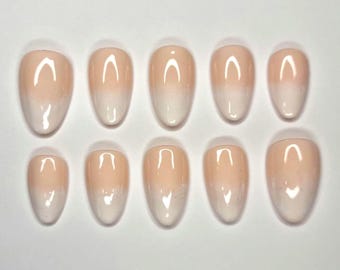 Handgemachte Press-On Nägel | Wiederverwendbare Fake Nails | Maßanfertigung | Nageldesign nach Wunsch | Baby Boomer