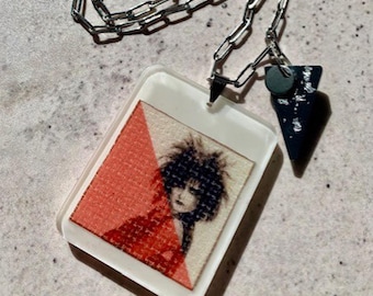 Siouxsie Sioux Inspired Resin Pendant Necklace. Mixed Media Art Jewellery. Stainless Steel Chain. Black Drop Pendant. Alternative Punk Gift.