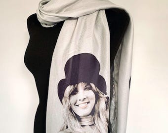 Stevie Nicks Inspired Scarf – 1970's Bohemian Vintage Fashion. Grey. Lightweight