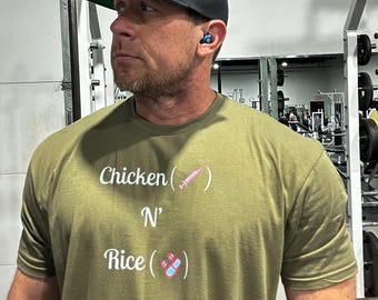 ジム仲間向けのチキン＆ライスTシャツ。ワークアウト、フィットネス、筋トレ、トレーニングに最適。