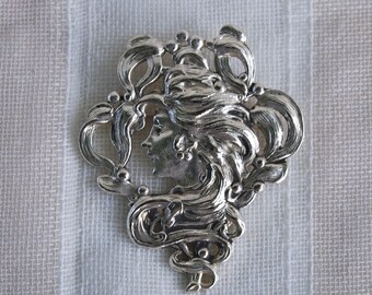 Freya Brooch
