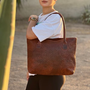 Braided Leather Bag - Soft Brown Woven Italian style Tote Handbag - Customizable Purse - Classic Style Women's Fashion Bag