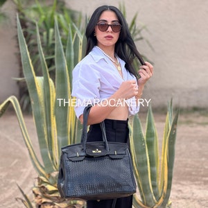 Geflochtene Ledertasche – handgemachte schwarze geflochtene Geldbörse – elegante Ledertasche – edle Tasche – gewebte schicke Umhängetasche – Luxustasche für Sie