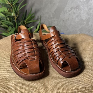 Handmade Brown Leather Fisherman Sandals for Women - Soft Bed Barefoot Gladiator Sandals with Buckles