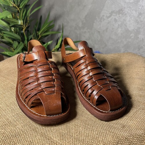 Handmade Brown Leather Fisherman Sandals for Women - Soft  display picture 2