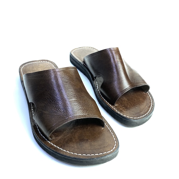 Handmade Moroccan Leather Sandal for Men - Comfortable Brown  display picture 3