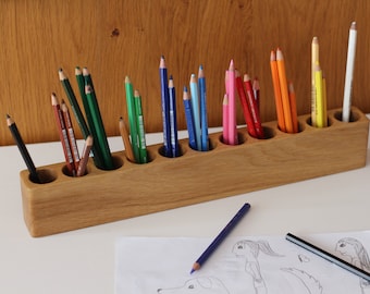 Durable Oak Wood Pencil Holder with Rounded Edges, Perfect for Children and Seniors, Elegant Desk Accessory