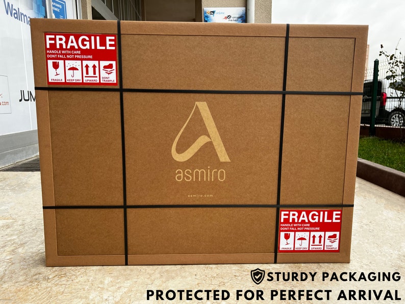 Asmiro mirror box made with honeycomb panel is standing outside of a UPS branch, ready to be shipped.