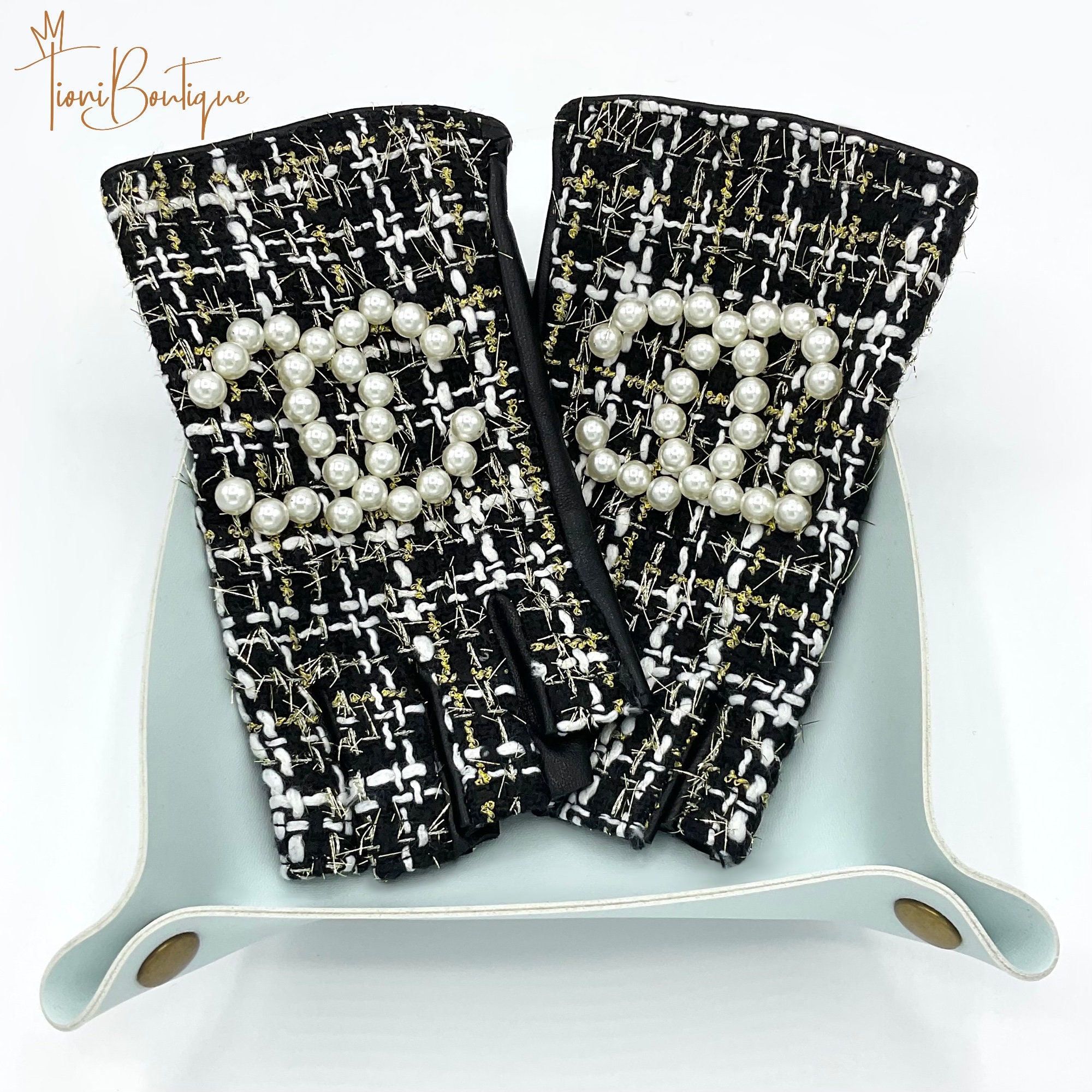 Chanel Navy Lambskin & White Tweed Fingerless Gloves Q6A2ON1LMB001