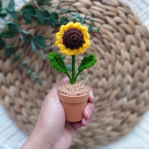 Crochet Flower In Pot Desk Decor Crochet Plant Pot Gift For Mum Crochet Potted Sunflower Gift Desk Accessories Fake Plants Flower Home Decor