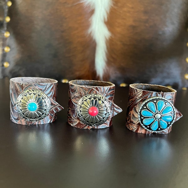 Dallas Tooled Leather Napkin Rings - Color Conchos