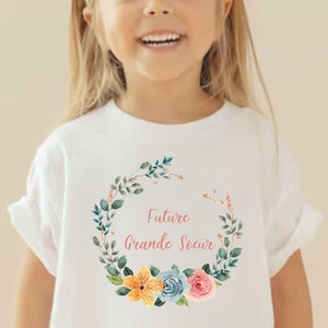Pregnancy Announcement in French. Future Big Sister Gift. Soon to be Big Sister. Child T-shirt. Baby Announcement Gift. Future Grande Soeur