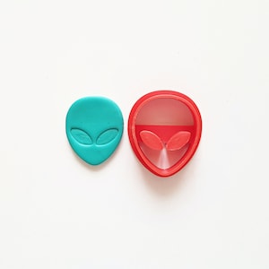 Alien head polymer clay cutters, 3d printed extra-terrestrial clay earring cutter, alien clay cutter and embossing stamp
