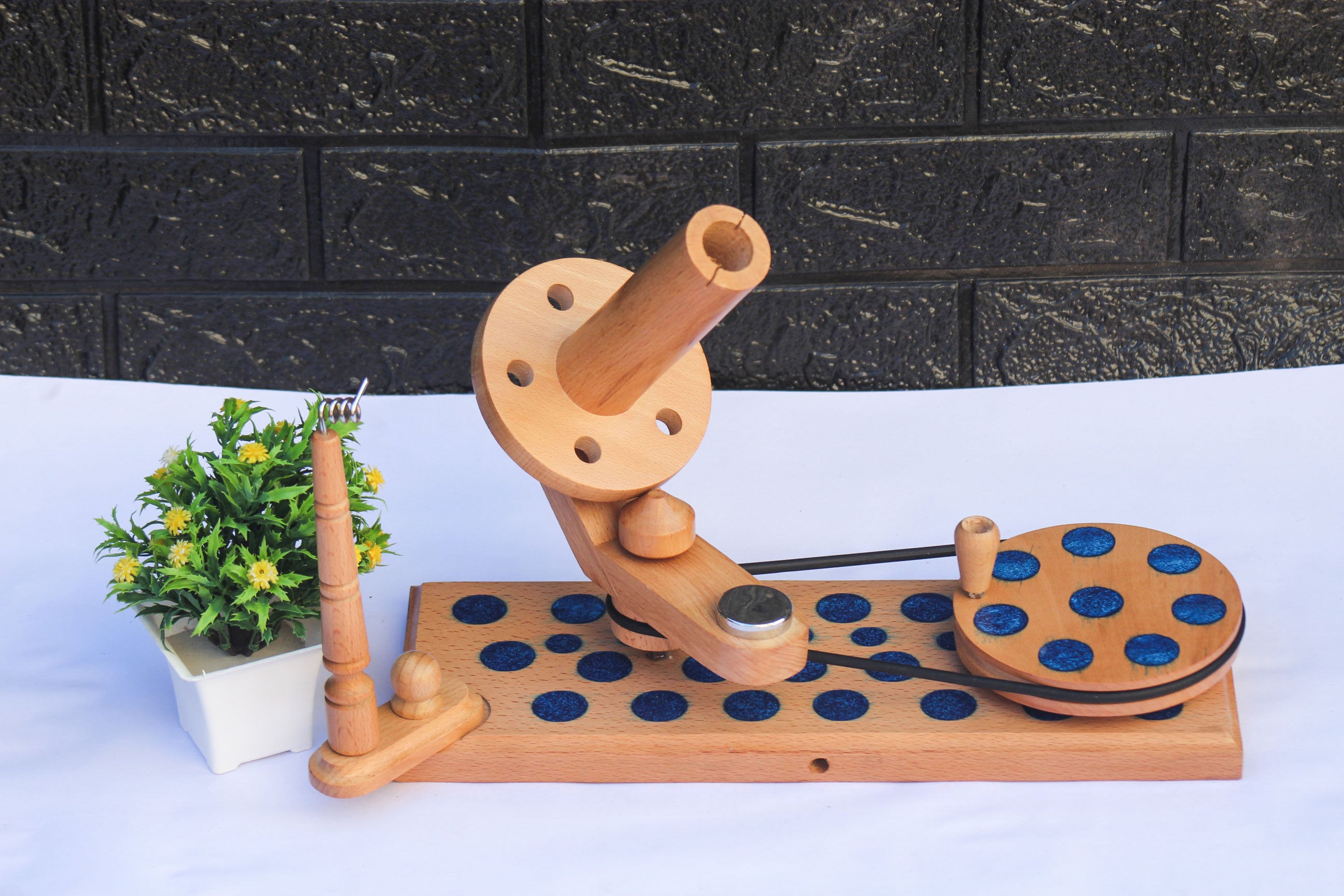 Resin Winder Yarn Winder Knitting Crocheting Natural Hand Operated