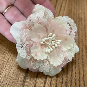 Pink flower comb