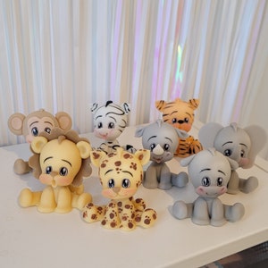 Safari animals Cake Toppers - Inedible, Handmade with Plastic Free and Non-toxic Cold Porcelain  - Keepsake - Safari figures Cake Decoration