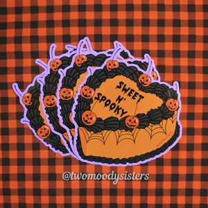 Sweet N’ Spooky heart cake sticker