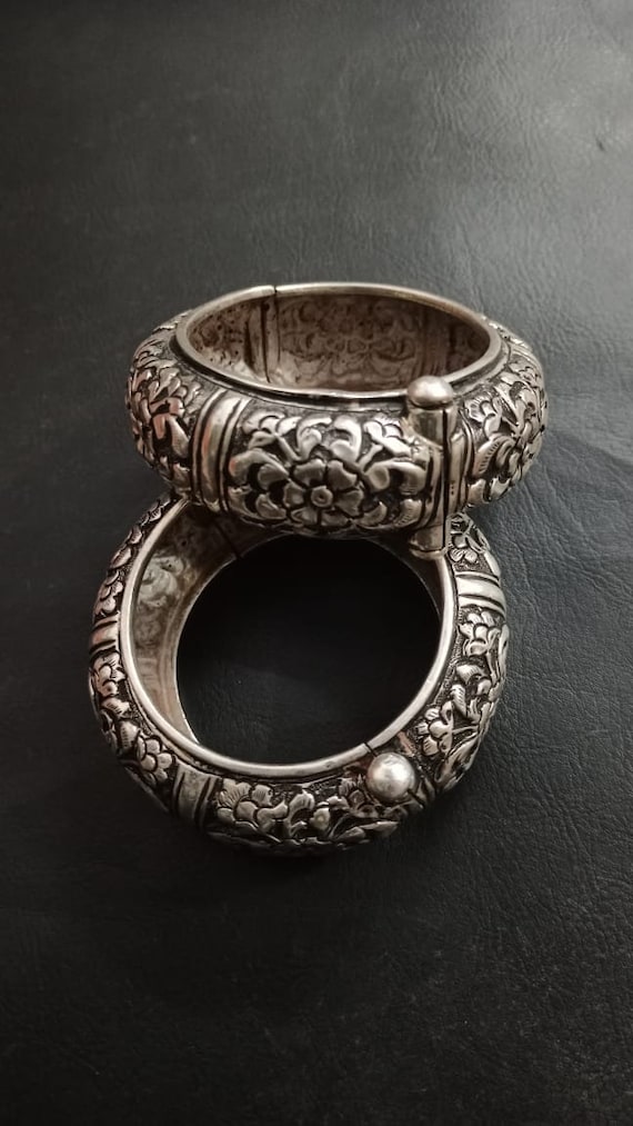 925 sterling silver Kada/Bracelet/Bangle/Fusion handmade chitai work/Rajwadi kada/Openable bracelet/Vintage/Indian/Pakistani jewelry/Oxidise