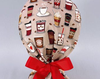 Gorro quirúrgico con estampado de tazas de café y cola de caballo, gorro quirúrgico color espresso, forro de satén opcional.