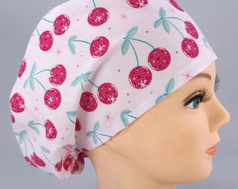 Gorro quirúrgico europeo con diseño de cerezas y bola de discoteca: gorro quirúrgico rosa ajustable, forro de satén opcional.
