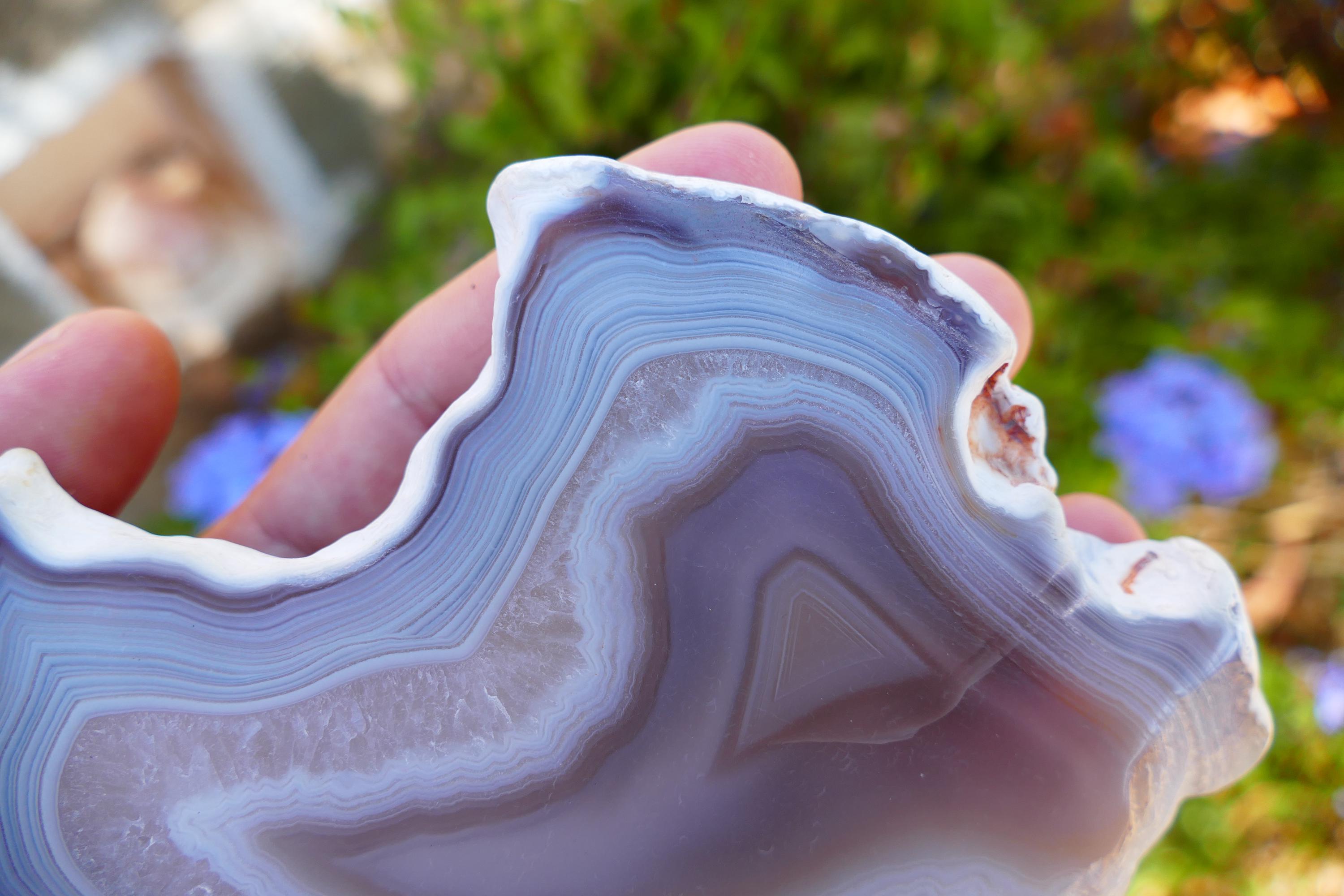 ナミビア産高品質ブルーレースアゲート 215グラム - 研磨された本物の