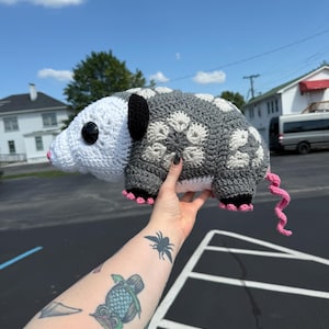 Opossum gehäkelt