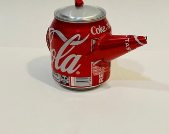 teapot set made with soda cans!