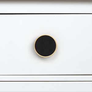 Grote premium zwart, blauw, bruin leren kastdeurknopgrepen verkrijgbaar in een antieke gouden, zwarte, gouden of zilveren basis