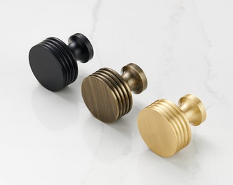 Gold, Black, Antique Gold Round With Layered Design Knobs For Cupboards In Kitchen, Bedrooms, Bathrooms, Durable Protective Lacquer