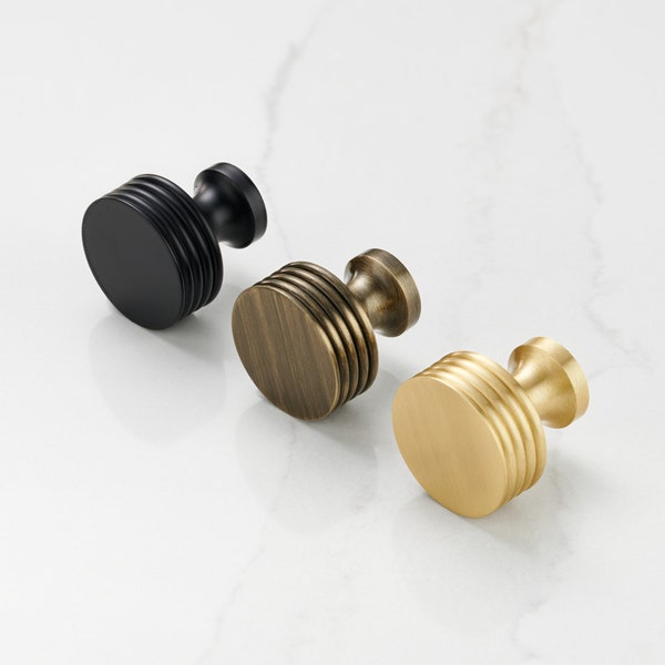 Gold, Black, Antique Gold Round With Layered Design Knobs For Cupboards In Kitchen, Bedrooms, Bathrooms, Durable Protective Lacquer