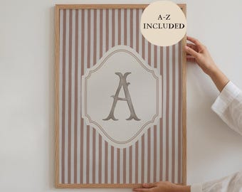 Rosa Aquarell erste Wandkunst, Vintage Mädchen Kinderzimmer Dekor, gestreifter Anfangsdruck, Cottagecore Alphabet, Babypartygeschenk