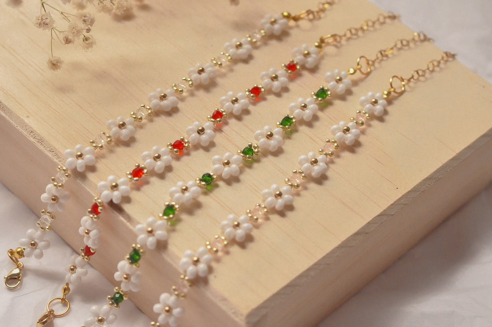 Daisy Bracelet, Bead Flower Bracelet With Flowers, Wedding Bracelet