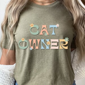 Cat Mom Shirt, Retro Shirt, Cat Lovers Shirt, Mothers Day Gift, Gift For Her, Gift for Mom, Shirts for Moms, Cat Shirt, Mom Gift Ideas,