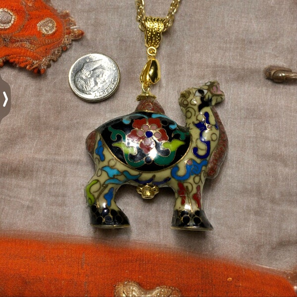 Vintage camel necklace, vintage camel jewelry, camel pendant, cloisonné jewelry, cloisonné camel necklace