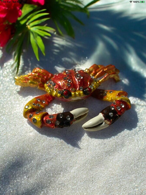 Vintage crab trinket pill box, crab collectible, … - image 2
