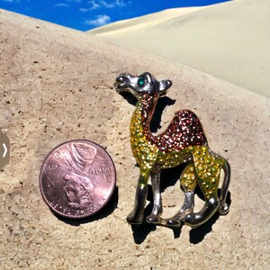 Camel pin, camel brooch, camel gift, vintage camel, vintage gift, desert animal, desert camel