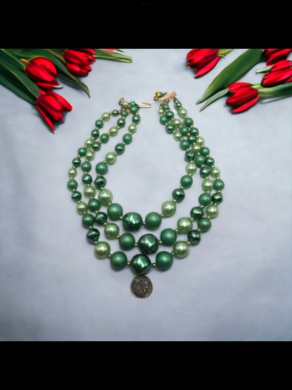 Vintage green lucite necklace signed japan